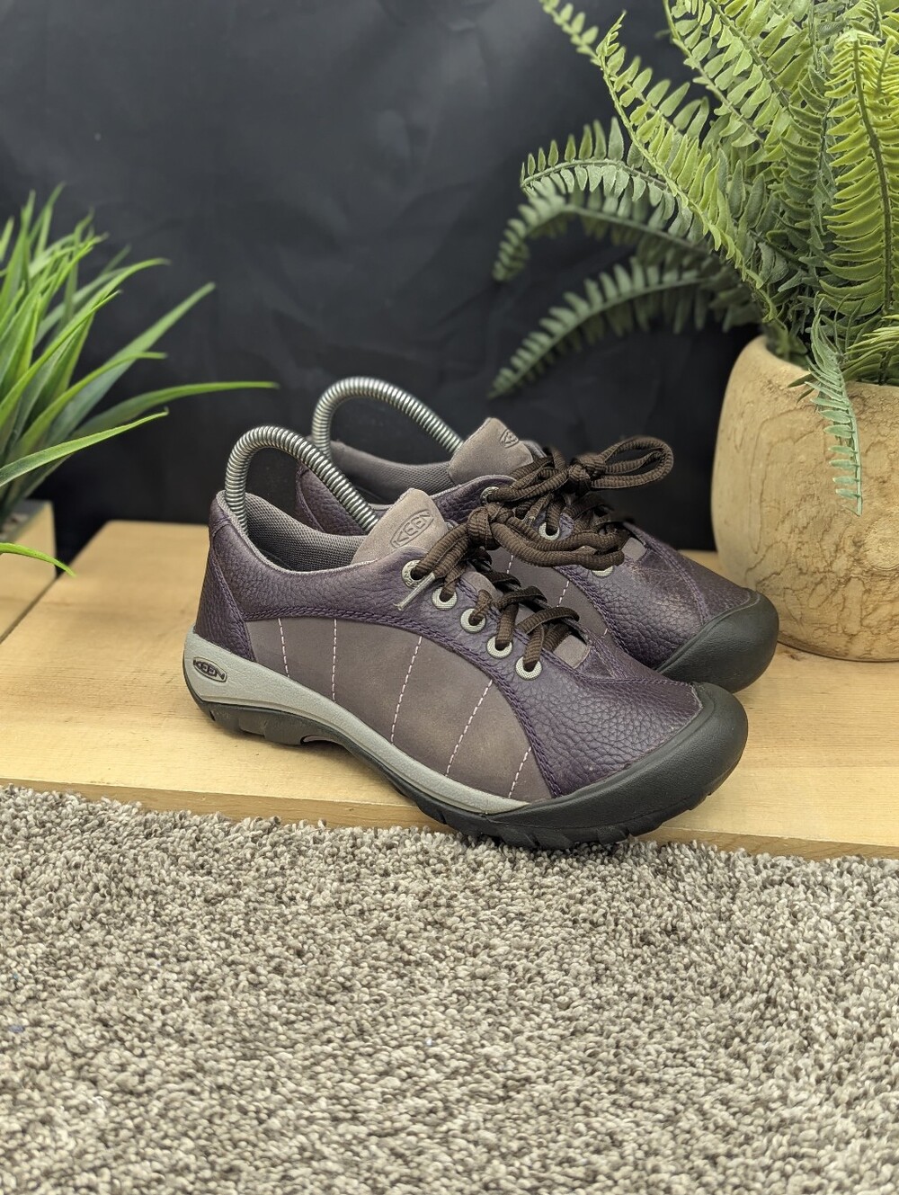 Keen Presidio Purple Leather Women's Size 6 Casual Comfort Shoes